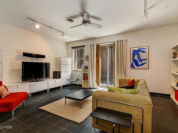 4th image of 376 15th St APT 1C