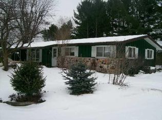 611 Sunrise Rd, Tigerton, WI 54486