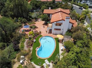 18690 Pasadero Dr, Tarzana, CA 91356