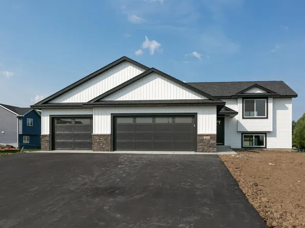 195 Wood Duck Ln, Baldwin, WI 54002