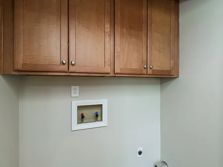 3557 Heather Ln — Photo 9