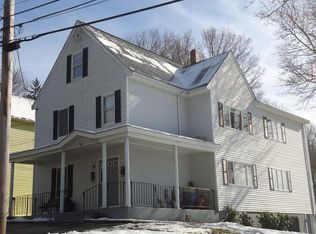 7 Blossom St, Hudson, MA 01749