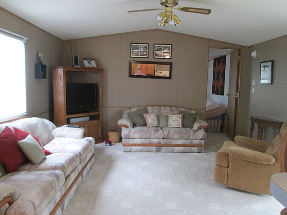 5th image of 66 Lake Warren Dr