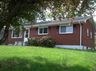 7678 Brandon Rd, Radford, VA 24141