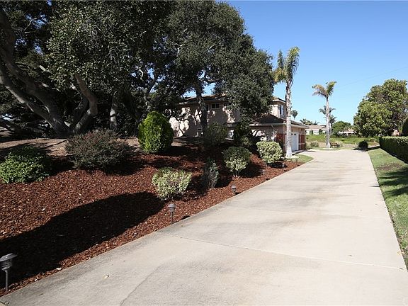 4th image of 1050 Redberry Pl