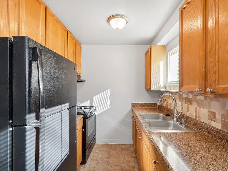 Bonfoy Apartments — Photo 5