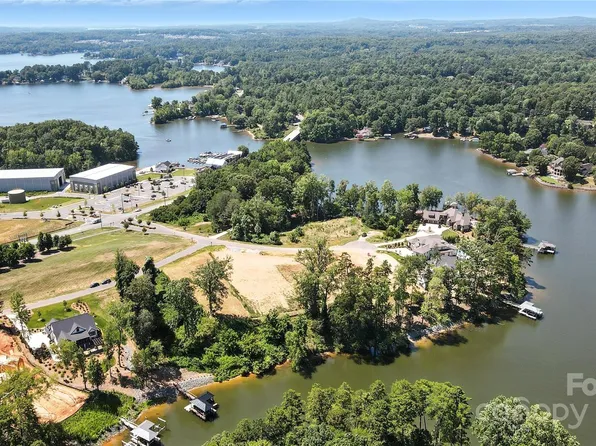 1201 Featherton Dr, Belmont, NC 28012