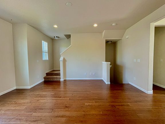 4th image of 13688 SW Rosemary Ln