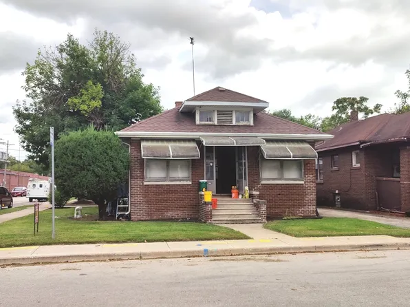 226 Henderson Ave, Joliet, IL 60432