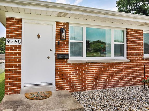 2nd image of 9768 Jarris Dr