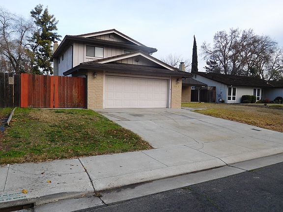 2nd image of 1311 Briarwood Way