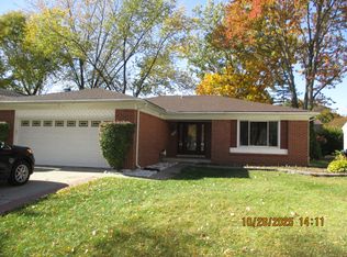 1349 Ranier Blvd, Canton, MI 48187