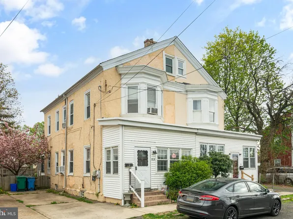 814 Pennsylvania Ave, Croydon, PA 19021