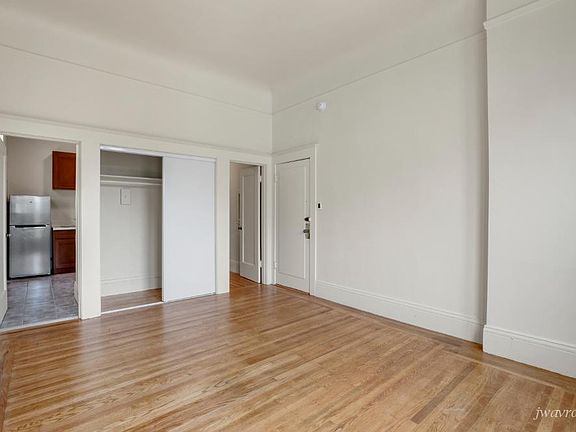 5th image of 839 Divisadero St APT 12