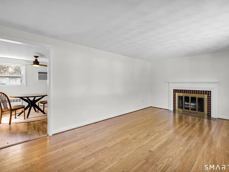 52 Westgate St — Photo 6