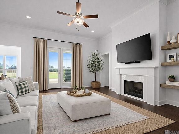 3rd image of 10233 Oak Colony Blvd