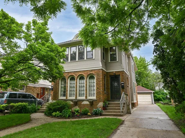 4116 N Woodburn STREET #4118, Shorewood, WI 53211