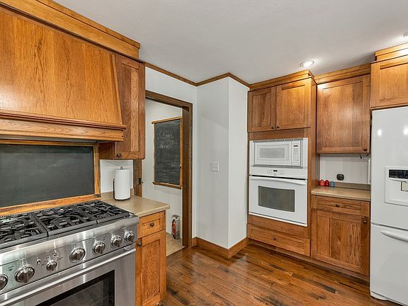 5th image of 41 Fisher Mountain Rd