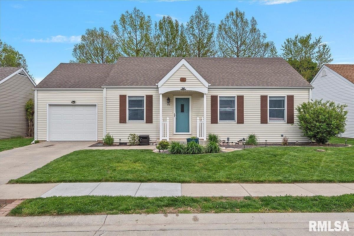 44 Dieudonne Dr, New Berlin, IL 62670 Zillow