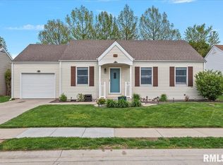 44 Dieudonne Dr, New Berlin, IL 62670