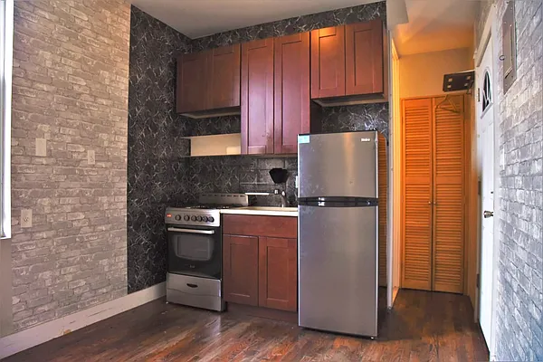 Rented by Lofts and Flats LLC | media 15