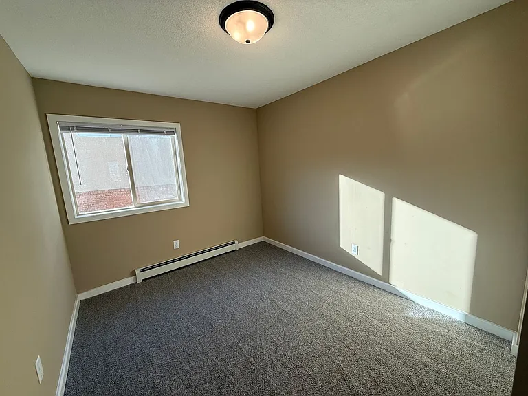 7700 Bloomington Ave South — Photo 25