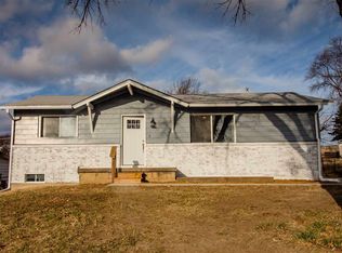 1516 Johnson Dr, Junction City, KS 66441