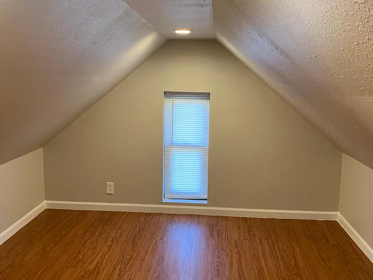 4137 Beethoven Ave — Photo 9