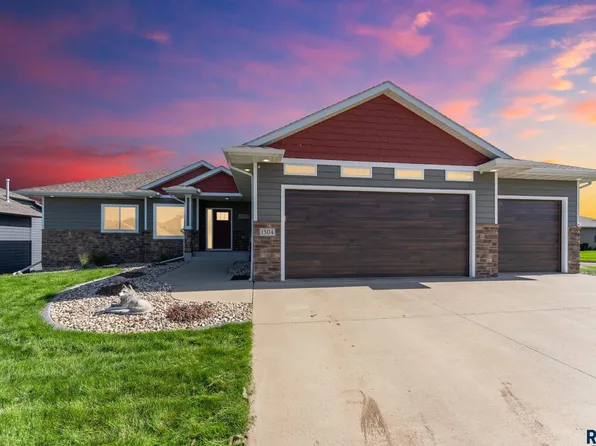 1304 S Monticello Ave, Sioux Falls, SD 57106