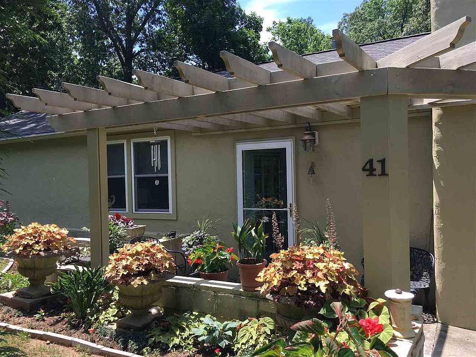 1st image of 41 Cardinal Ln