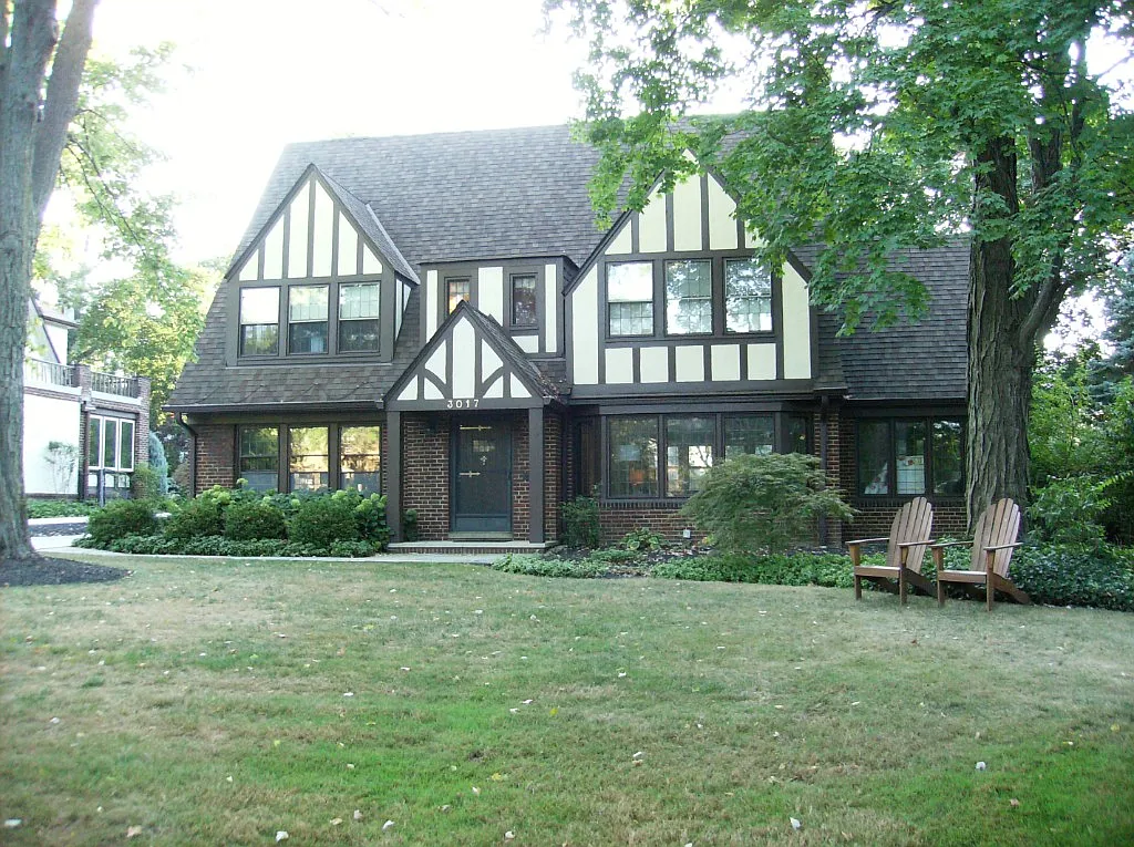 3017 Falmouth Rd photo 1