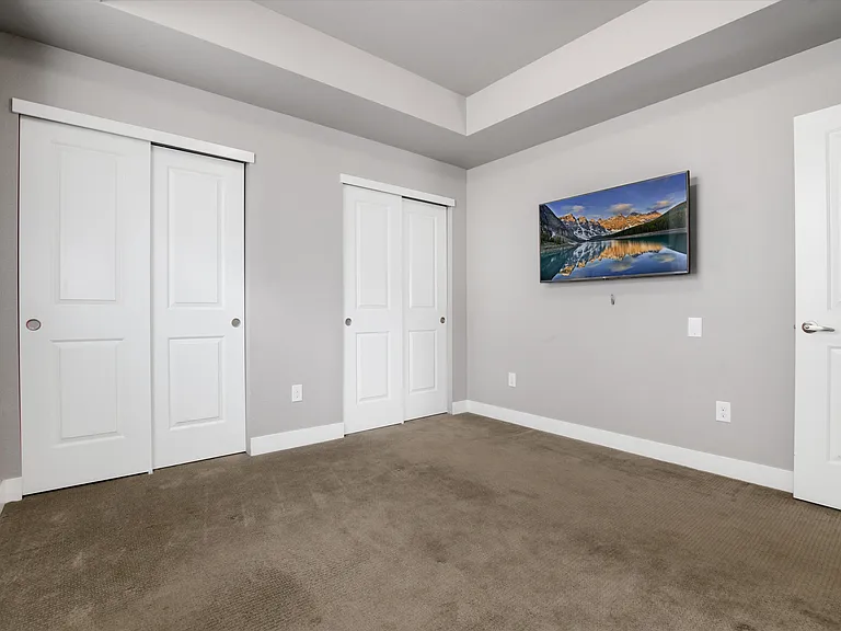 1733 Grove St #4 — Photo 39