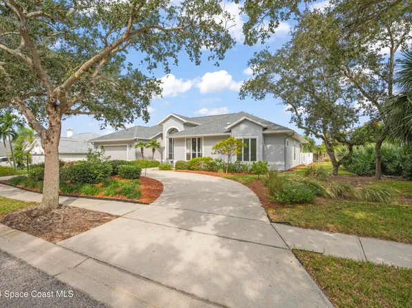 562 Sanderling Dr, Melbourne, FL 32903