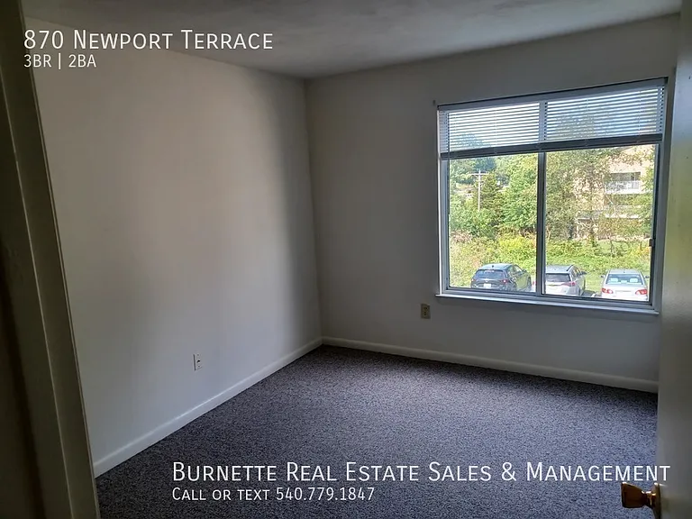870 Newport Ter — Photo 13