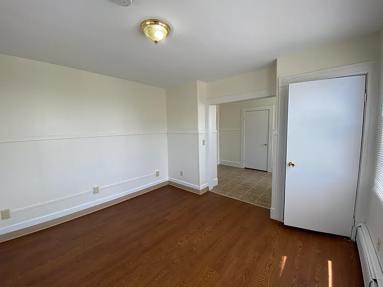 15 W Broadway St #M — Photo 23