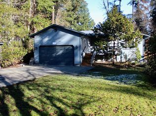 1645 Vine Maple Ln, Camano Island, WA 98282