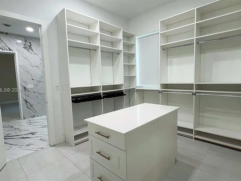 12802 Grand Oaks Dr — Photo 35