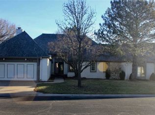 9220 E Lakepoint St, Wichita, KS 67226