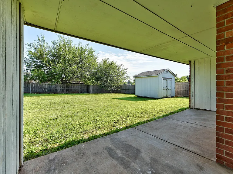 2809 E Lake Dr — Photo 10