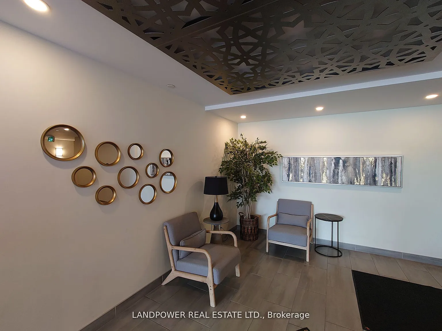 2 bed, $2,000 — Photo 4