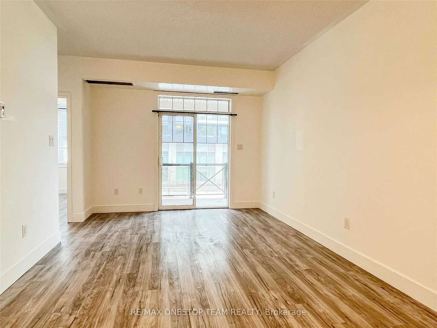 2 bed, $2,850 — Photo 4
