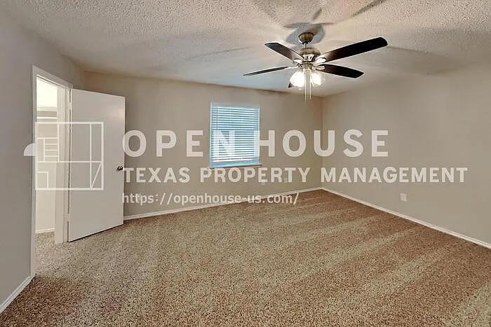 5905 Nanci Dr — Photo 9