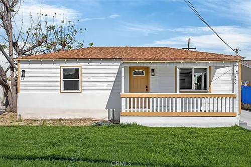 1095 E Phillips Blvd Photo 1