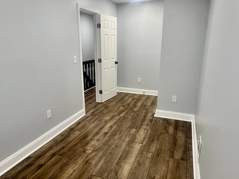 2431 McElderry St — Photo 39