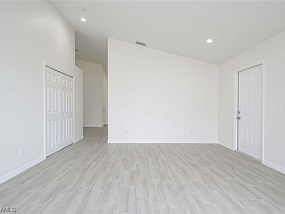 5th image of 1109/1111 Gordon Ave S