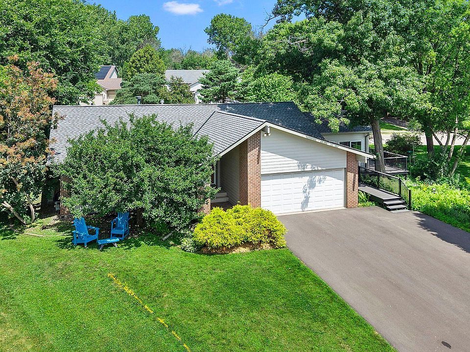 1st image of 10302 Toledo Cir