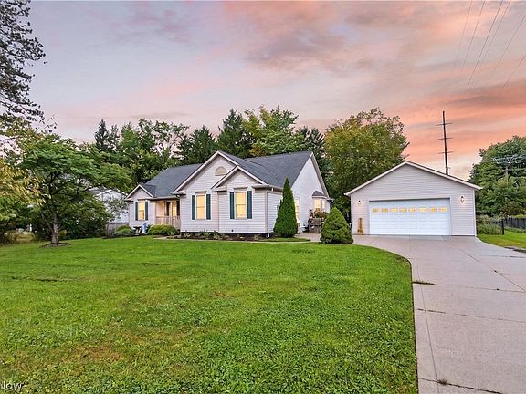 3rd image of 5664 Ryan Rd