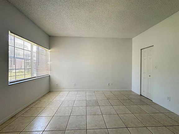 3rd image of 891 Cypress Park Way APT I