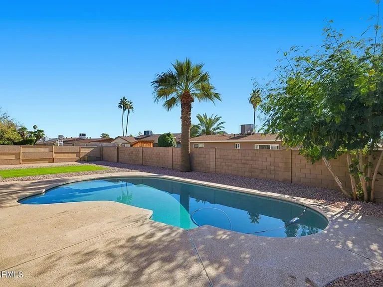 4743 W Shaw Butte Dr — Photo 22