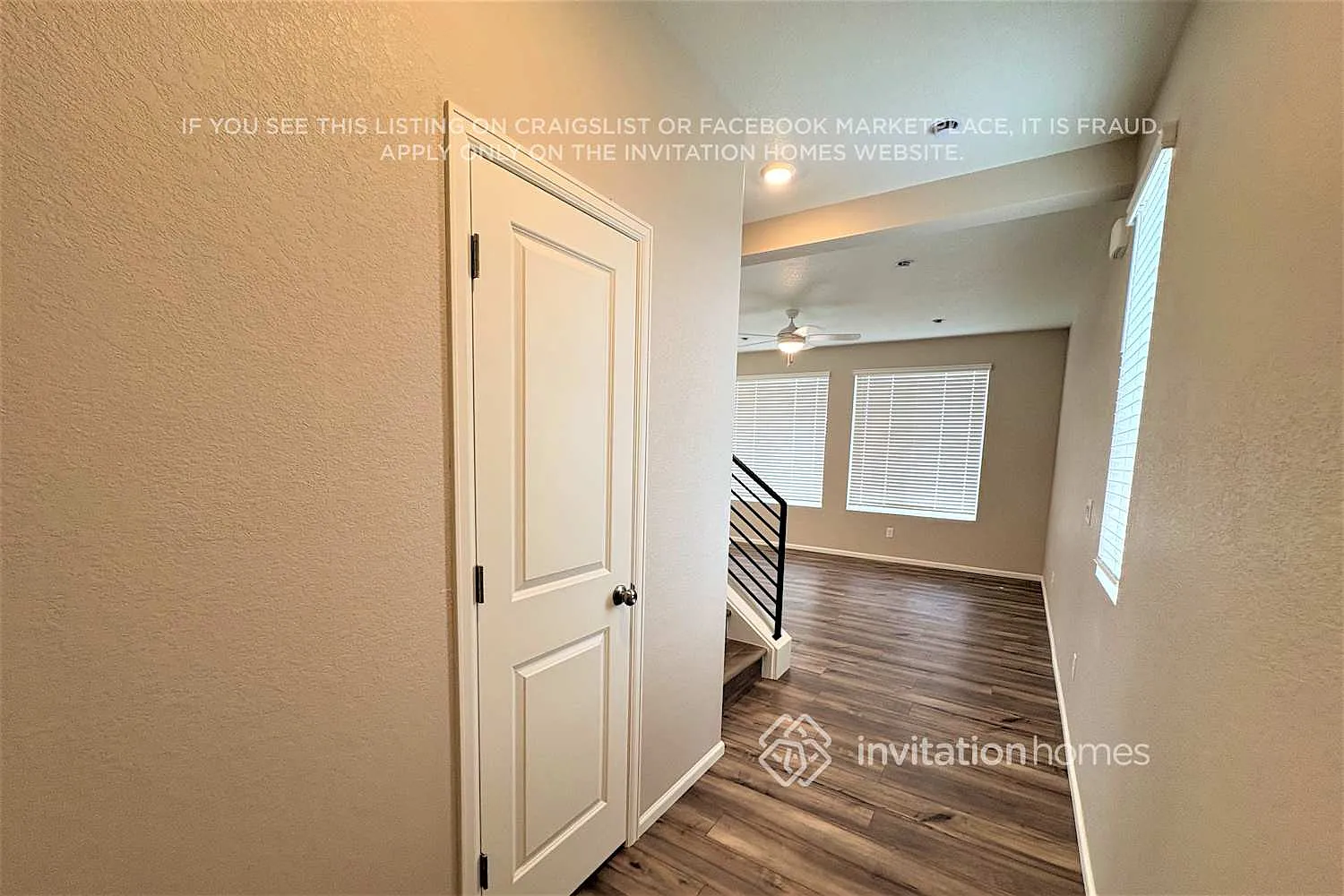 9985 Revere Ct Commerce City, CO 80022 — Photo 2